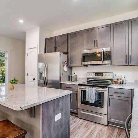 Beach Flow Bungalow-Mins To Downtown-Dining-Base Pensacola Exterior photo